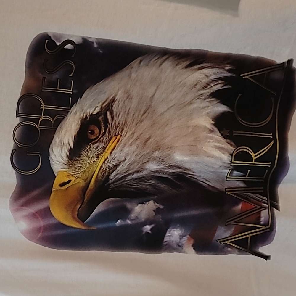 Nwot mens tee